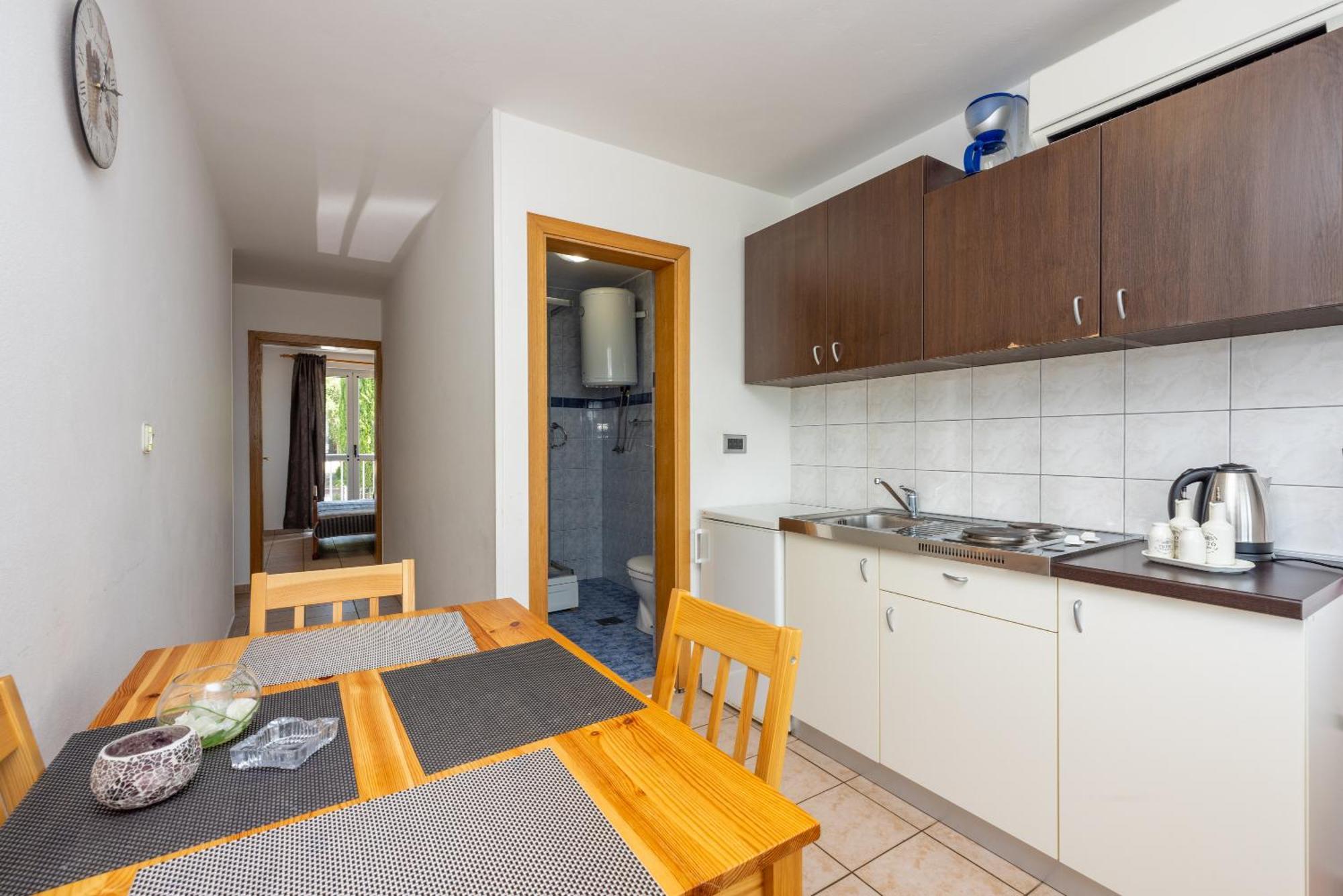 Apartments Obradovic Dramalj Ngoại thất bức ảnh